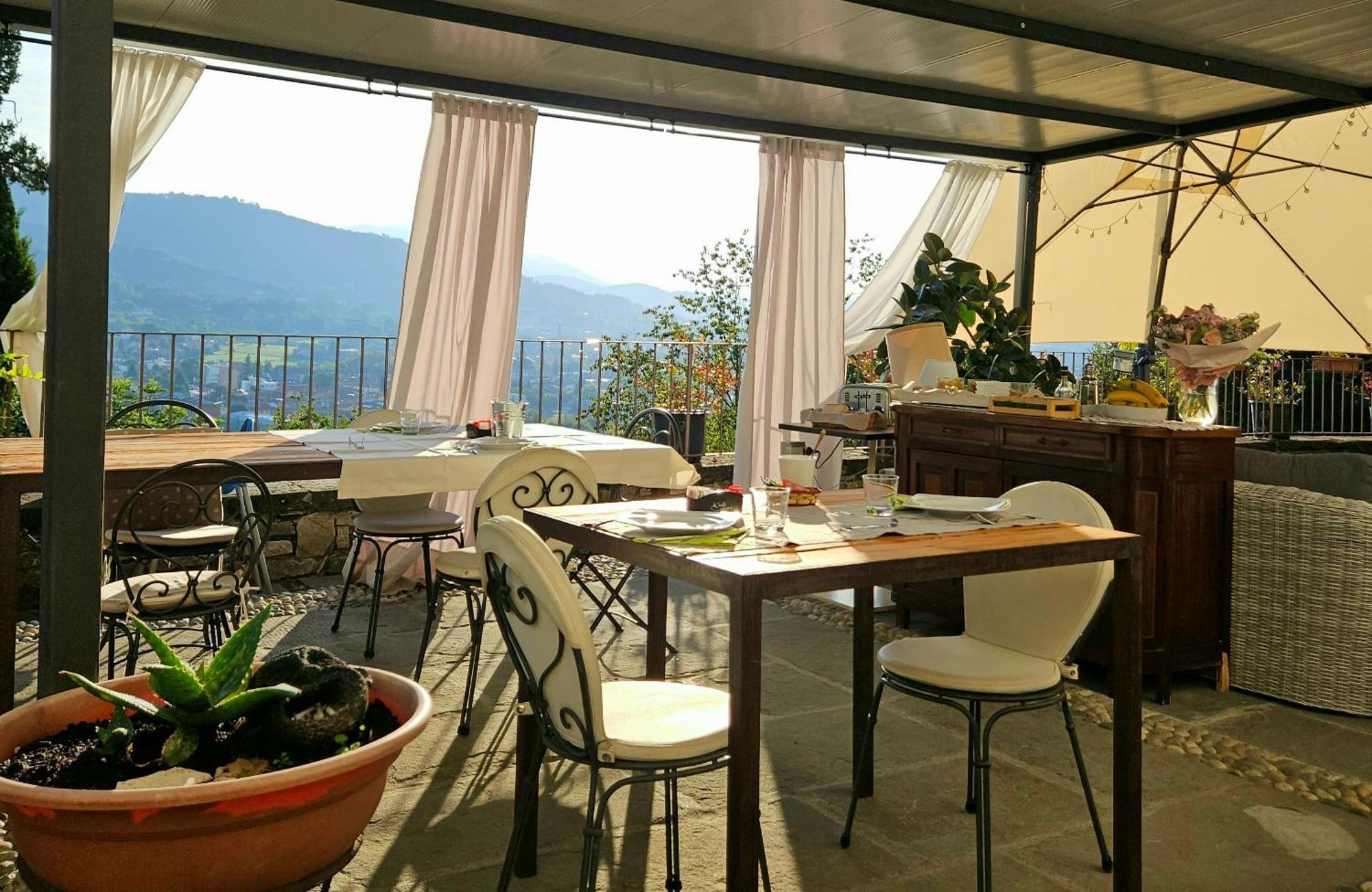 B&B Dimora Delle Donnole Bergamo Alta 외부 사진