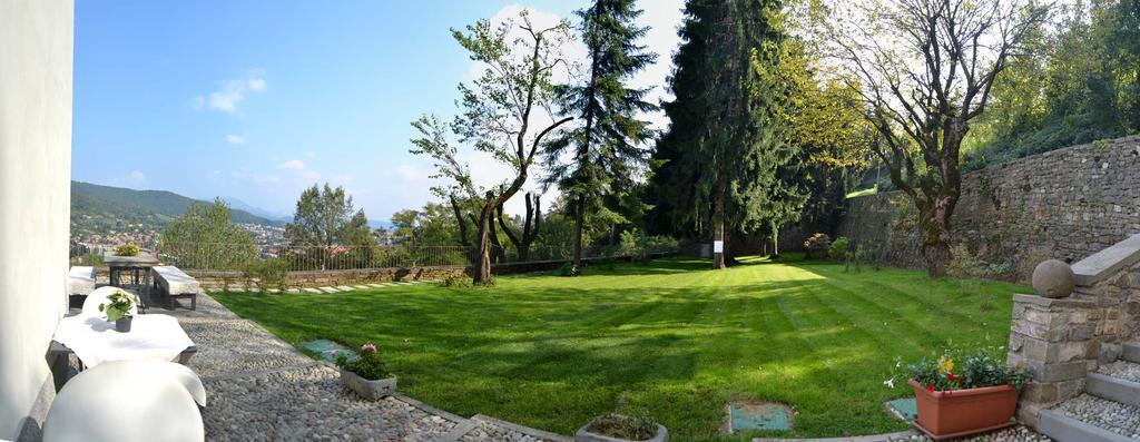 B&B Dimora Delle Donnole Bergamo Alta 외부 사진