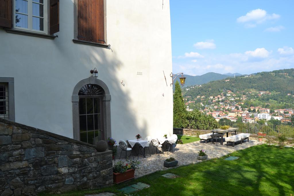 B&B Dimora Delle Donnole Bergamo Alta 외부 사진