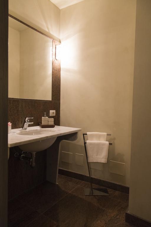 B&B Dimora Delle Donnole Bergamo Alta 객실 사진
